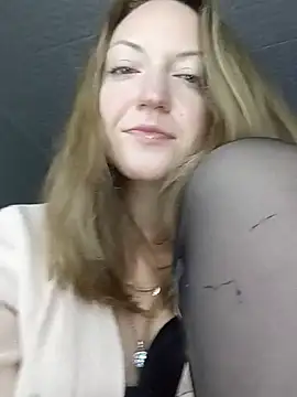 KattyLuuu webcam