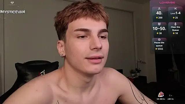 mystic_evan webcam