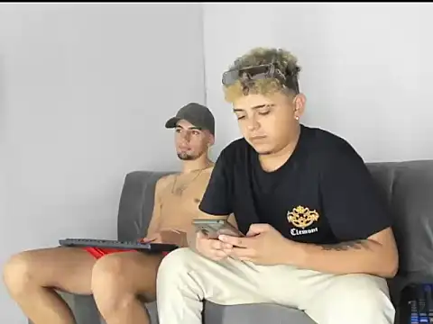 Max_Scorpion live cam on StripChat