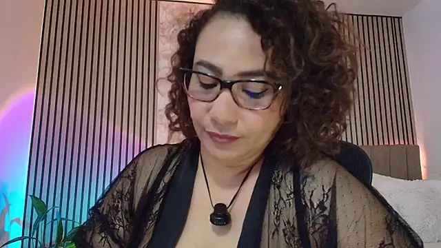 JuliRamirez webcam