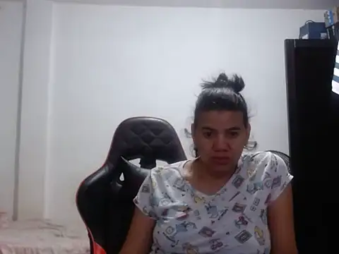 Adriana_0312 webcam