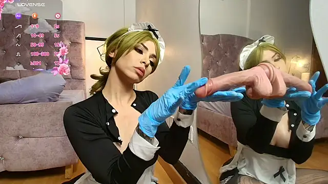 Cassie_Cage webcam