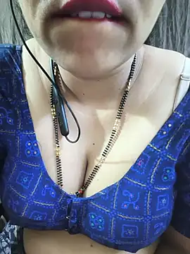 bhuvana_555 webcam