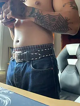 JoeyBlazy webcam