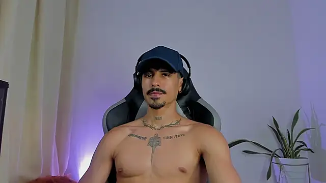 Lukeetaylor webcam