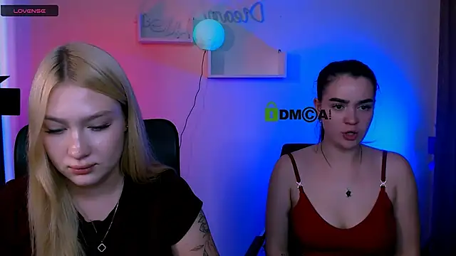playful_sophie webcam