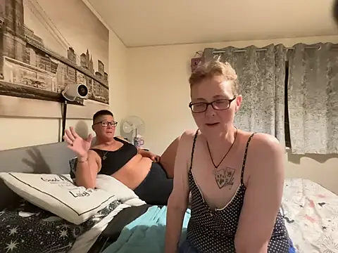 curvy-jinx (Ask my age) - Pre recorded video LT