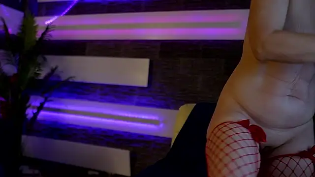foxxy_milf webcam
