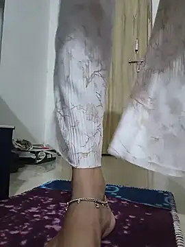 Anushasharma89 webcam