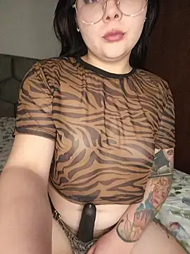 Juliet_elary webcam