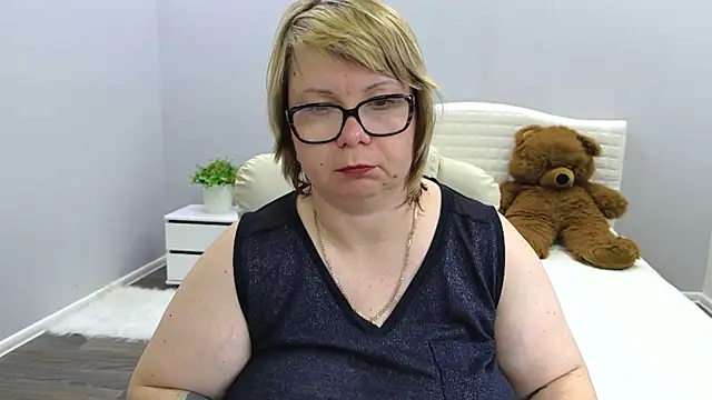 BonnnyBoobsy webcam