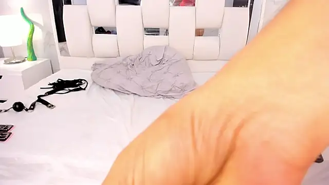 Lana_Hard_As webcam