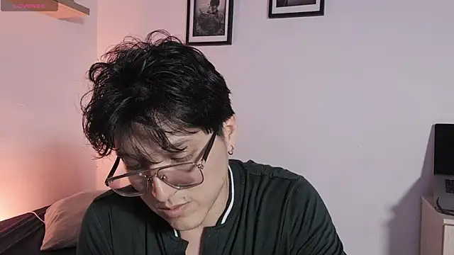 Mia_belmont webcam