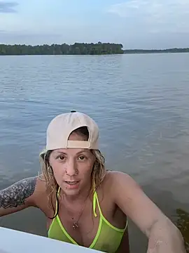 lilsexie01 webcam