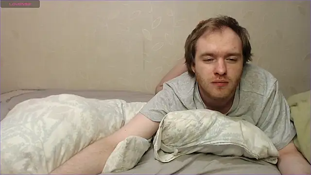 Touch_me_more_please webcam