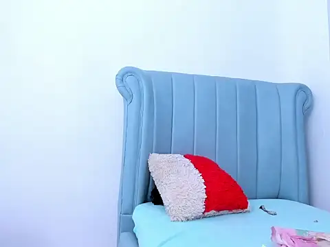 MatureHorny_70 webcam