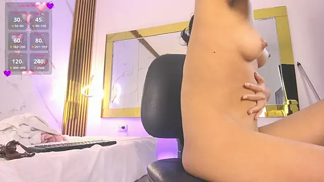vanessaboch (F young) - Finger my pussy and dildo in my ass 🥵