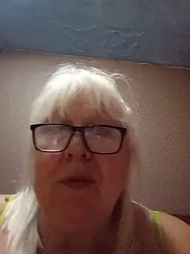 alexia64231 - Alexia64231's free webcam - UK Sex Cams