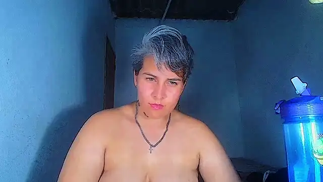Yessi_rousse webcam