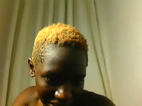 Goldy_petite webcam