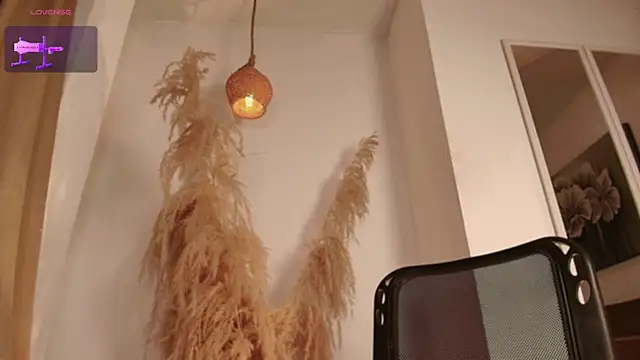 Hilaryebony_ webcam