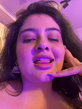 Madison_Flame webcam