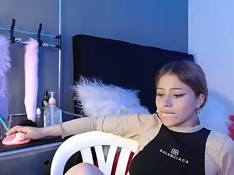 Melodyy_anal777 webcam