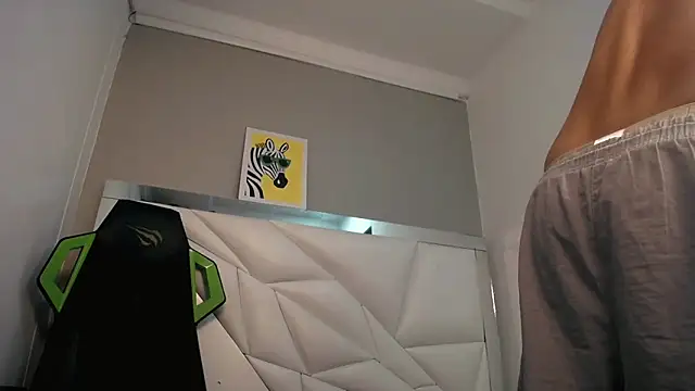 Pov_man777 webcam