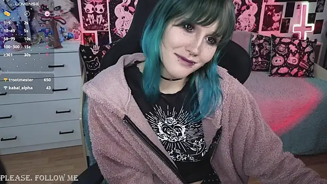 little_Elika webcam