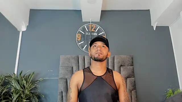 Robin_Rief live cam on StripChat