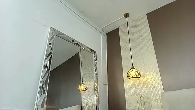 Tiifany_Baker webcam