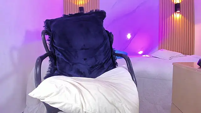 Miss_EmilyStar webcam