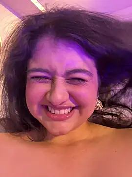 Madison_Flame webcam