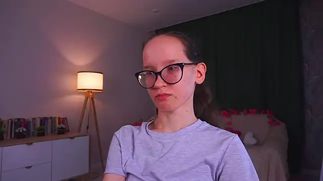 BettyBrowni live cam on StripChat