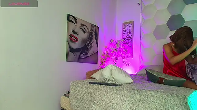 Chentay - Trans webcam sex chat
