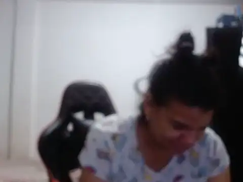 Adriana_0312 webcam