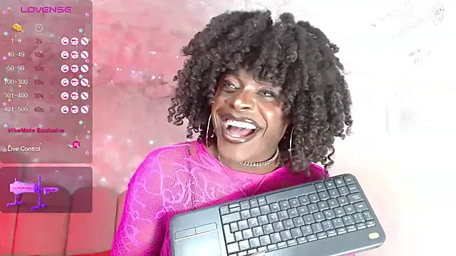 puca_ebony webcam