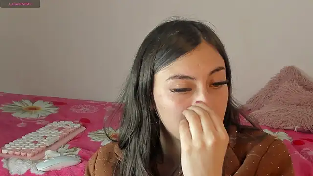 Alanaloiiss_ webcam