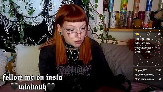 mia__yui webcam
