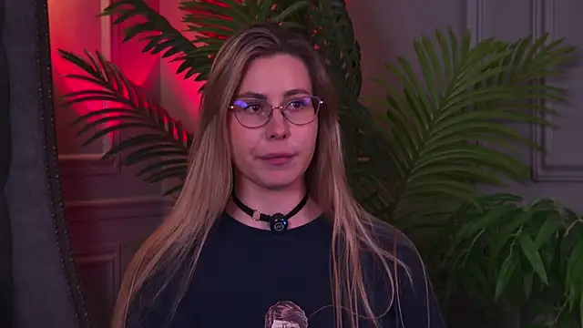 -SaraBlack- webcam
