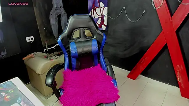 Sharlotshh webcam