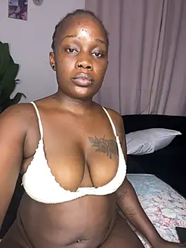 PrettyNaughty_ webcam