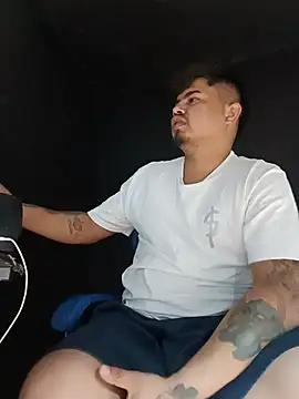 DickMasterfindom webcam