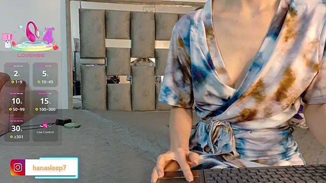 _ashleymiller webcam