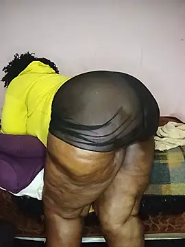 Sweetblackassxxx505 webcam