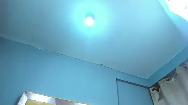 AlahiaEvanz webcam