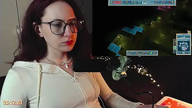 PricklyPeach webcam
