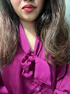 Yours_riya11 webcam