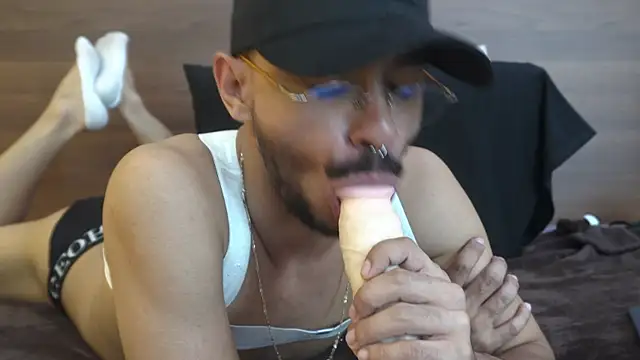 thomas_montiel webcam