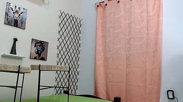 girlerotica18 webcam